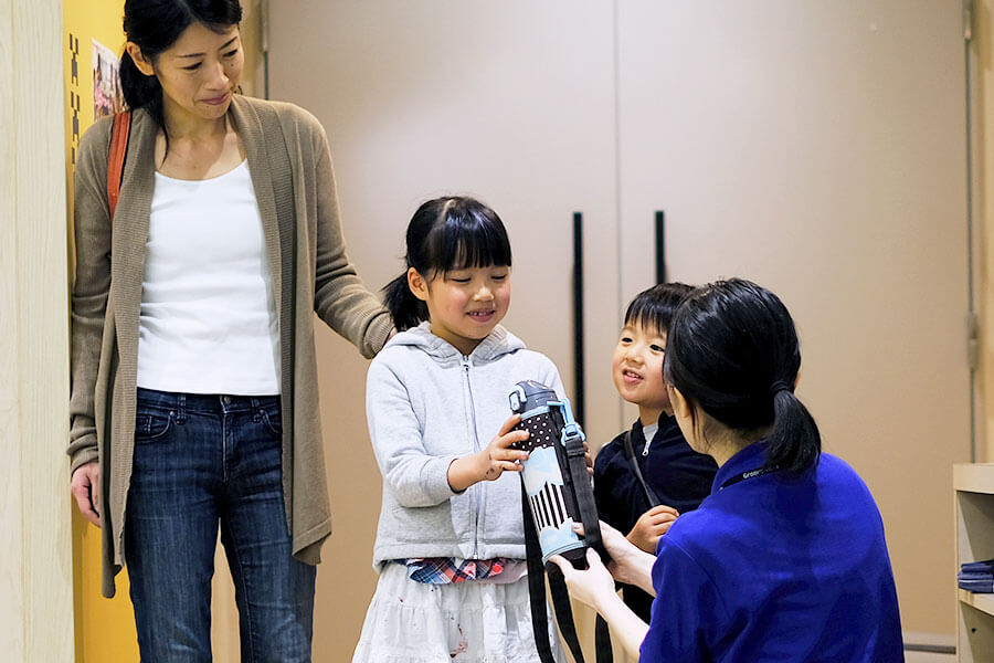 忙しいご両親の子育てをサポートする場