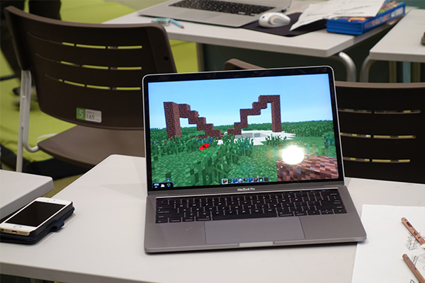 マインクラフトを使ってプログラミングに挑戦しよう