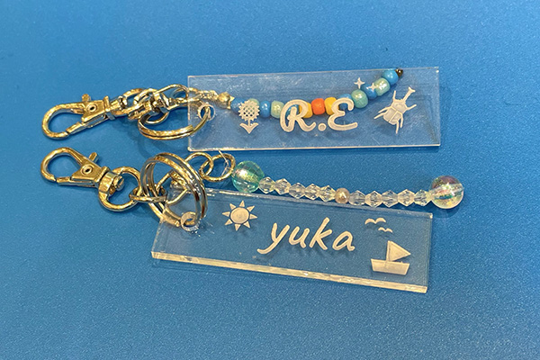 レーザーカッターでオリジナルキーホルダーをつくろう